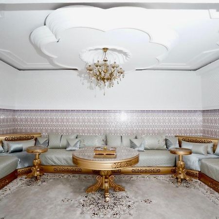 Apartment Oumnia 1 - City Center Танжер Экстерьер фото