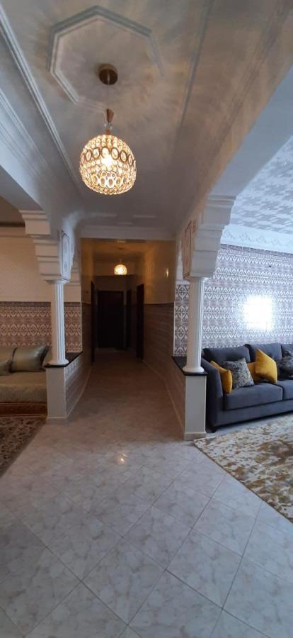 Apartment Oumnia 1 - City Center Танжер Экстерьер фото