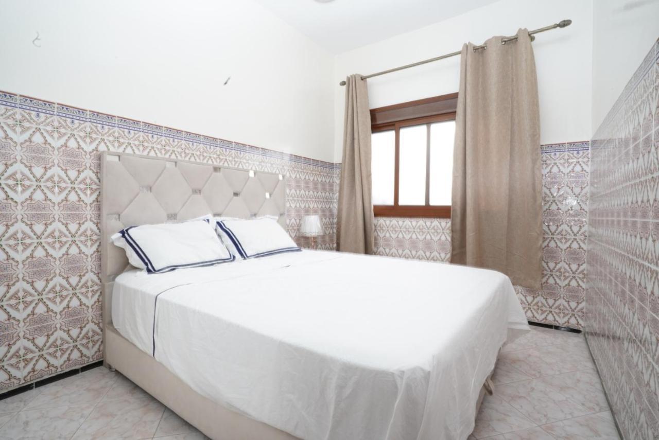 Apartment Oumnia 1 - City Center Танжер Экстерьер фото