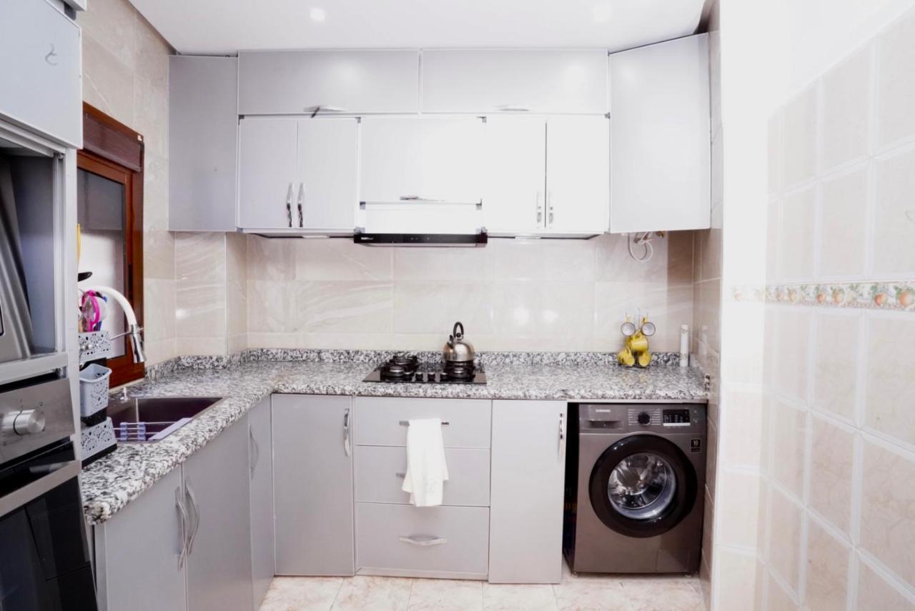 Apartment Oumnia 1 - City Center Танжер Экстерьер фото